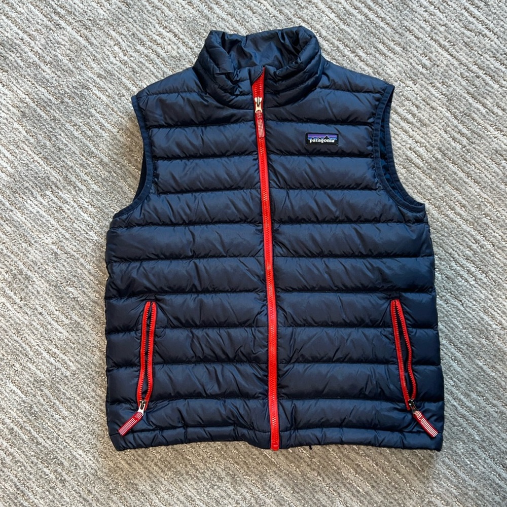 Patagonia Kids Down Vest! ❄️